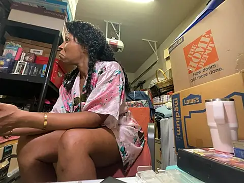 wynterheat online show from 07/28/26, 02:13