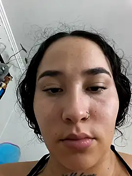 Ayla martinez online show from 01/11/25, 11:24