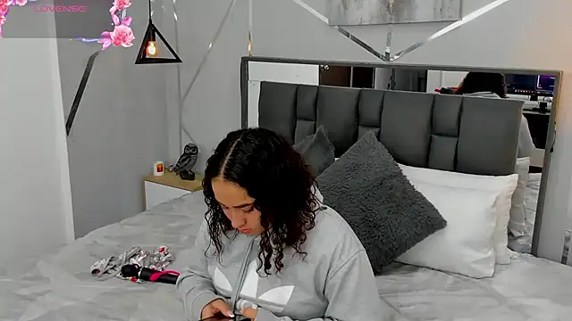 Ayla martinez online show from 02/28/25, 10:28