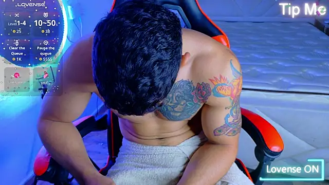 Rich boy01 online show from 09/14/25, 03:55