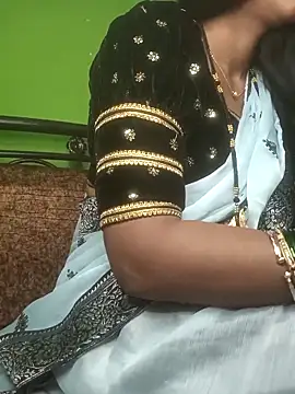 Snapshot of PUNAM_BABY1 chatting on 11/23/25, 09:42 PUNAM BABY1 online show from 11/23/25, 09:42