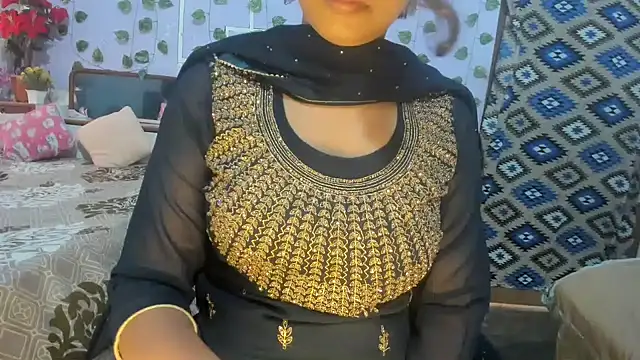 aarjulove online show from 07/29/26, 11:19