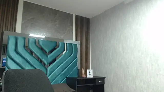 ValeryLargo online show from 03/01/25, 12:34