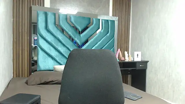 ValeryLargo online show from 03/09/25, 02:54