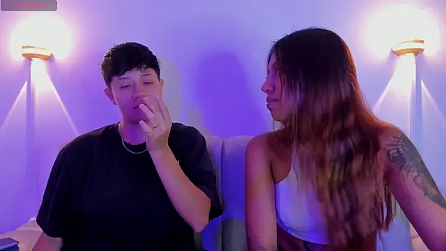 violet casper  online show from 11/10/25, 07:07