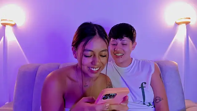 violet casper  online show from 11/17/25, 06:52