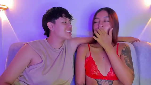 violet casper  online show from 11/18/25, 06:07