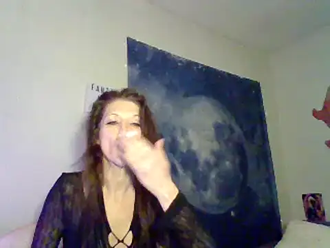 Snapshot of fantasymade69 chatting on 03/01/25, 03:05 fantasymade69 online show from 03/01/25, 03:05