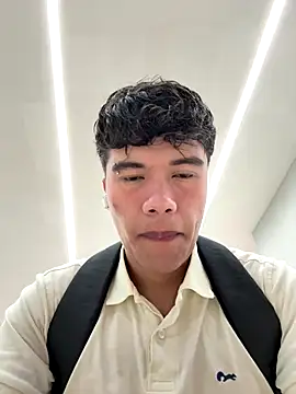 Logan smith1 online show from 10/01/25, 06:36