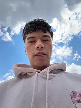 Logan smith1 online show from 10/14/25, 05:47