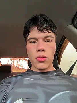 Logan smith1 online show from 10/17/25, 04:09