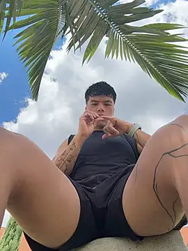 Logan smith1 online show from 11/22/25, 05:45