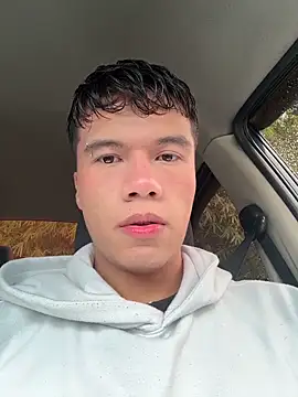 Logan smith1 online show from 05/08/26, 07:41