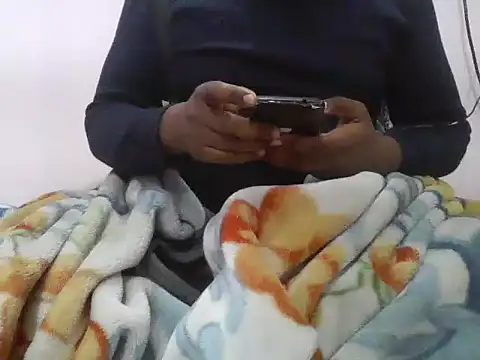 Snapshot of Average_Indian chatting on 01/19/25, 04:36 Average Indian online show from 01/19/25, 04:36