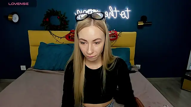 Diana Garrett online show from 12/13/24, 08:51