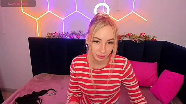Diana Garrett online show from 12/31/24, 01:47