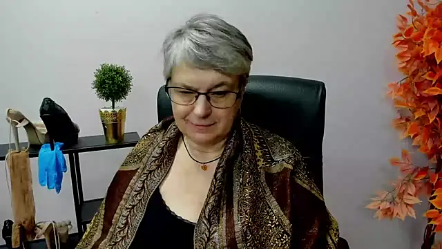 IrisDream online show from 01/28/25, 01:49
