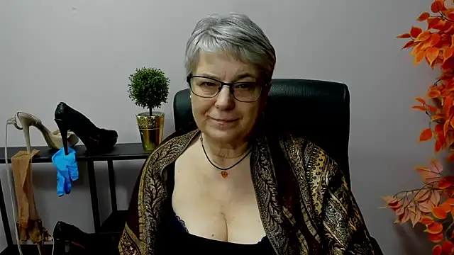 IrisDream online show from 02/25/25, 02:00