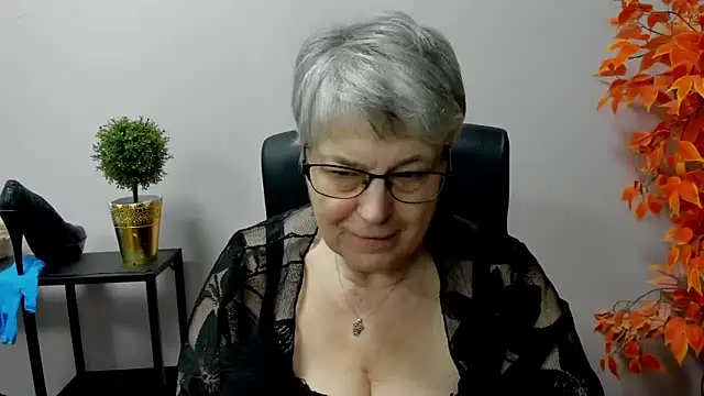 IrisDream online show from 03/10/25, 01:54