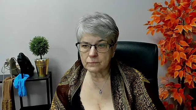 IrisDream online show from 03/13/25, 02:01