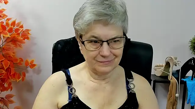 IrisDream online show from 09/15/25, 06:24