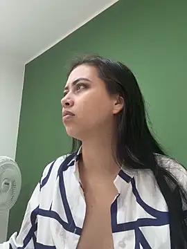 iiris  online show from 11/11/25, 02:50