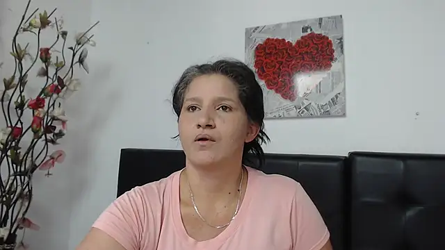 Angelinna Milf online show from 01/16/25, 07:10