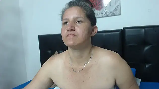 Angelinna Milf online show from 01/25/25, 01:54