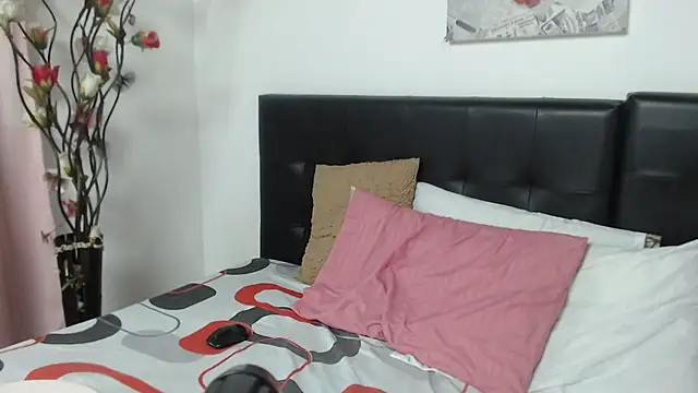 Angelinna Milf online show from 01/26/25, 02:03