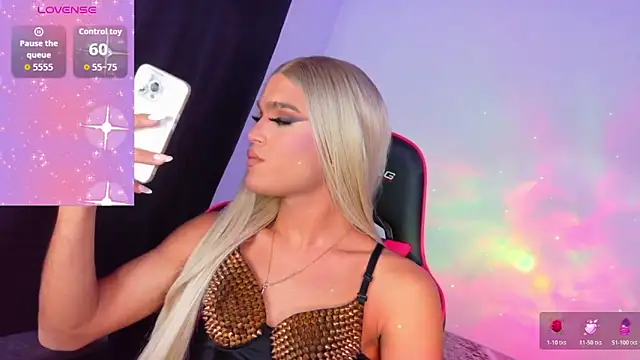 Snapshot of AllisonsweetZ chatting on 11/19/25, 07:03 AllisonsweetZ online show from 11/19/25, 07:03