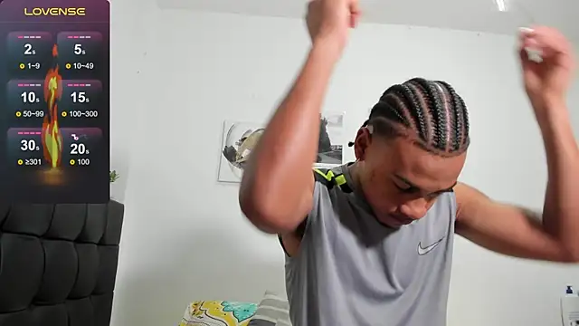 RoddyRich11 online show from 12/13/24, 02:38
