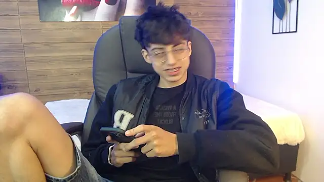jhoellx online show from 12/05/24, 12:22