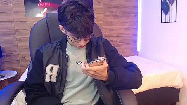 jhoellx online show from 12/06/24, 12:49