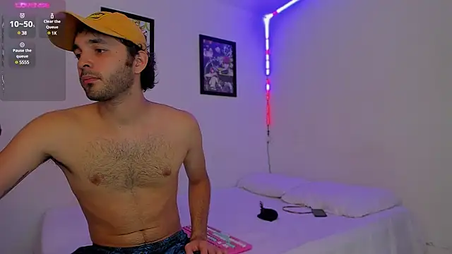 Snapshot of persiival chatting on 01/20/25, 12:36 persiival online show from 01/20/25, 12:36