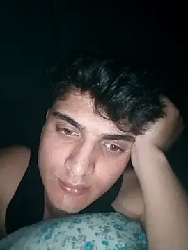 Snapshot of boy_3835 chatting on 03/15/25, 04:02 boy 3835 online show from 03/15/25, 04:02