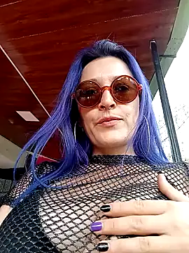 sophie banger online show from 12/13/24, 08:04