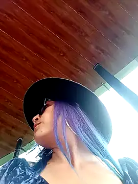 sophie banger online show from 12/20/24, 10:00
