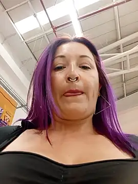 sophie banger online show from 05/18/26, 06:36