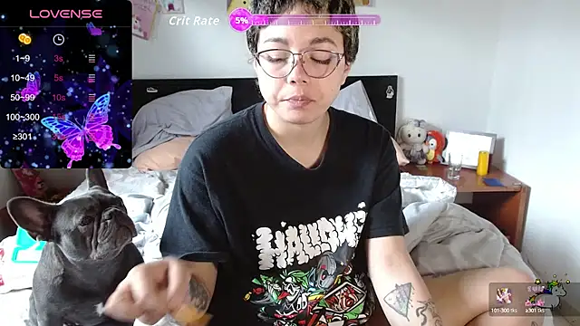 Snapshot of TRIXIE_TANG28 chatting on 09/14/25, 09:03 TRIXIE TANG28 online show from 09/14/25, 09:03