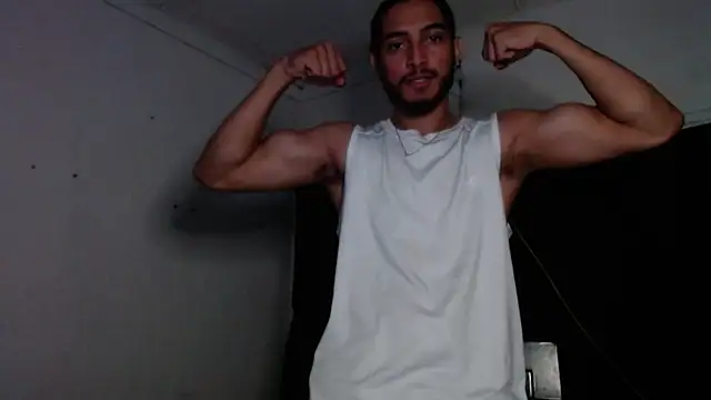 Snapshot of maxximus_100 chatting on 01/02/25, 07:44 maxximus 100 online show from 01/02/25, 07:44