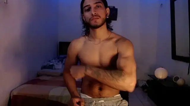 Snapshot of maxximus_100 chatting on 01/26/25, 07:41 maxximus 100 online show from 01/26/25, 07:41