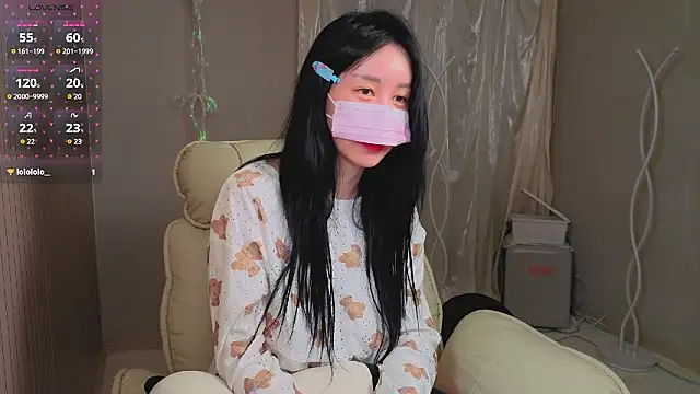 2hyun online show from 06/03/26, 06:35