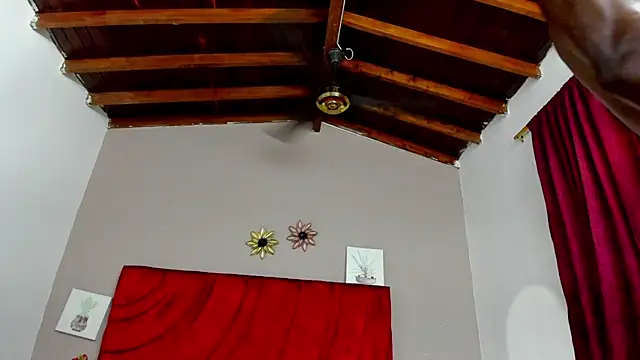 jhonjairo85  online show from 03/20/25, 03:56