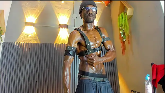 jhonjairo85  online show from 12/01/25, 04:28