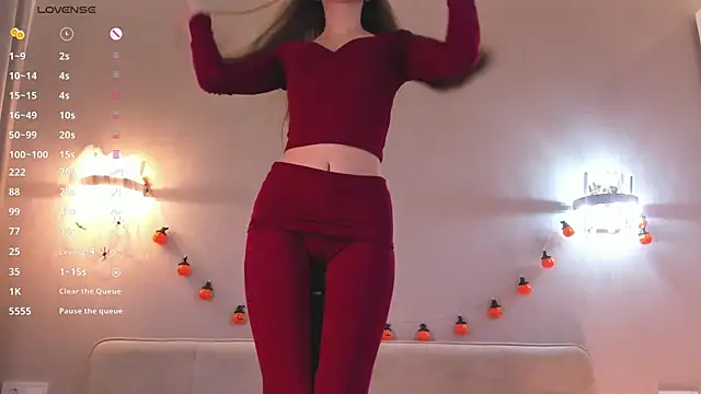 Snapshot of PetraBawden chatting on 11/24/25, 09:53 PetraBawden online show from 11/24/25, 09:53