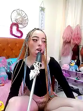 Snapshot of Yennastone chatting on 12/20/24, 09:17 Yennastone online show from 12/20/24, 09:17