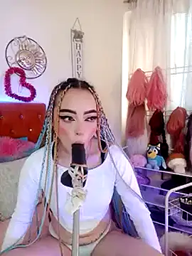 Snapshot of Yennastone chatting on 12/23/24, 03:44 Yennastone online show from 12/23/24, 03:44