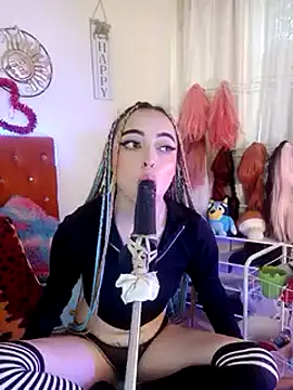 Snapshot of Yennastone chatting on 12/26/24, 09:37 Yennastone online show from 12/26/24, 09:37