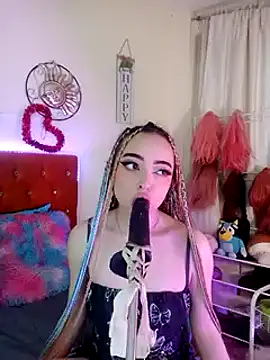 Snapshot of Yennastone chatting on 12/30/24, 06:16 Yennastone online show from 12/30/24, 06:16