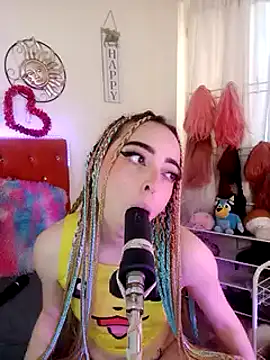 Snapshot of Yennastone chatting on 12/31/24, 03:42 Yennastone online show from 12/31/24, 03:42